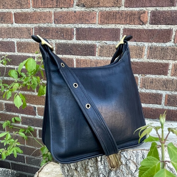 Coach 9966 Vintage JANICE LEGACY Black Glove Leather Crossbody Shoulder Bag USA - Picture 8 of 15